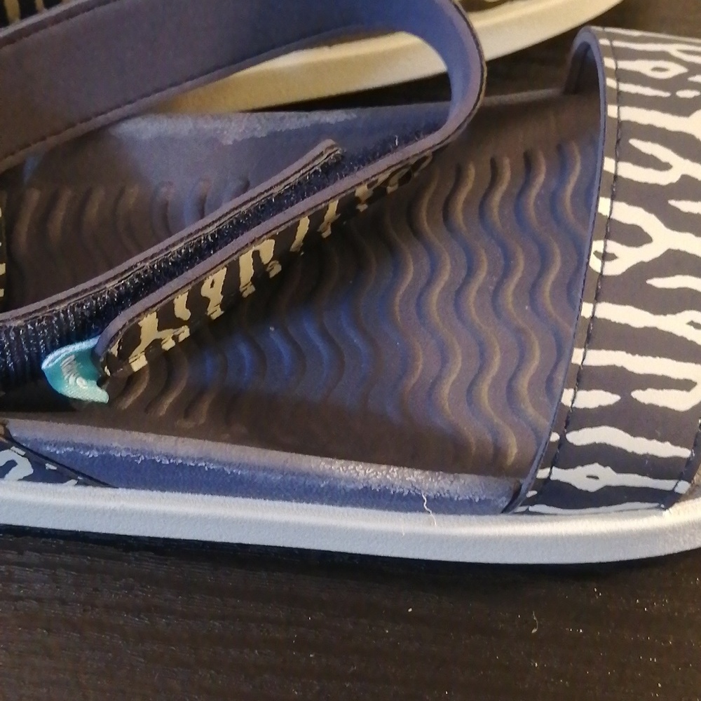 Native sandals - Picture 3 of 5